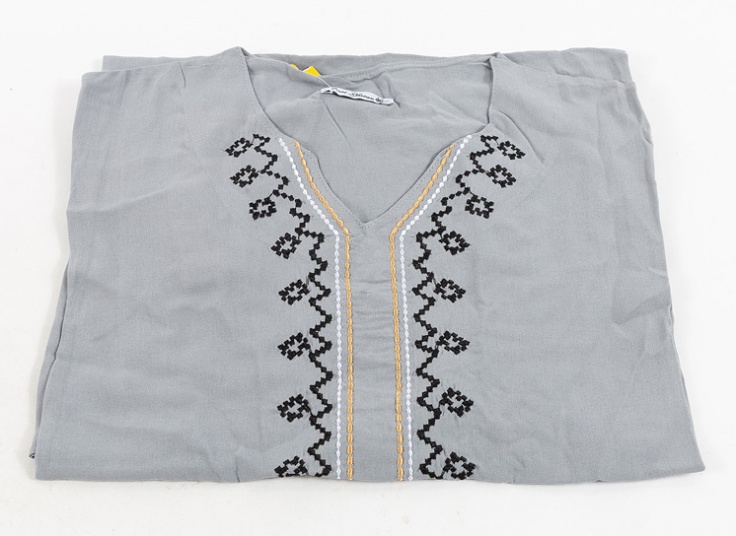 مانتو نخی یقه گلدوزی