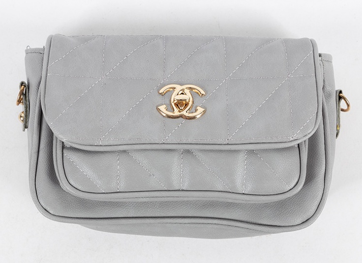 کیف پاسپورتی طرح Chanel