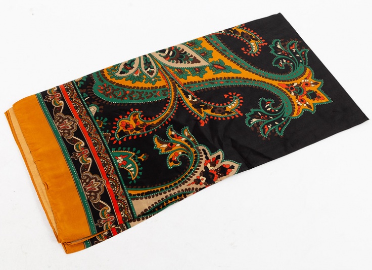 روسری طرح بته جقه