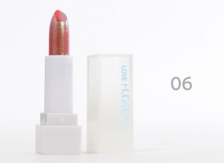 رژ لب شاین طرح Huda Beauty