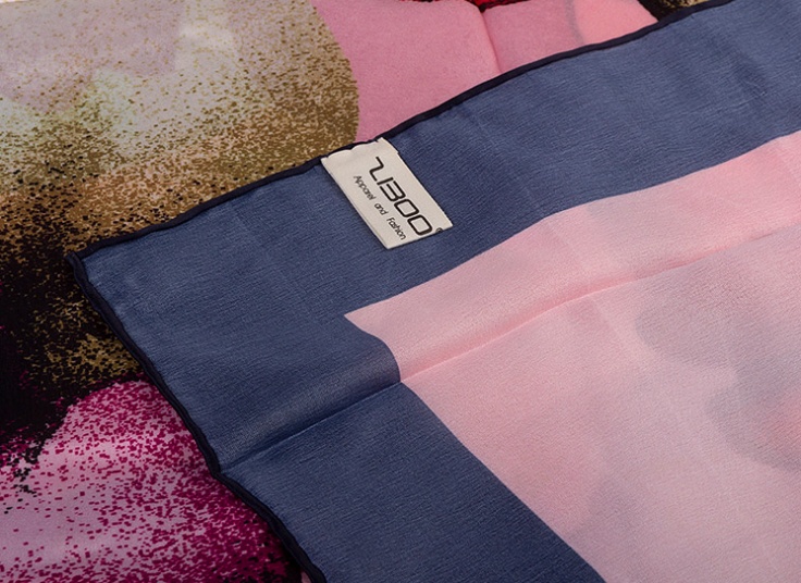 روسری ساتن قواره دار Ziboo