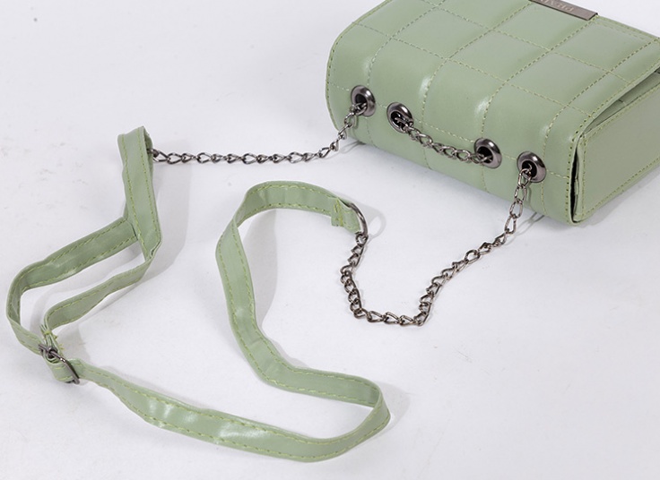 کیف دوشی زنانه prada