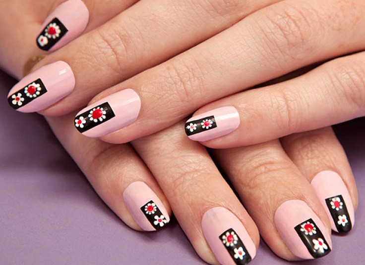 خدمات ناخن سالن زیبایی مادمازل