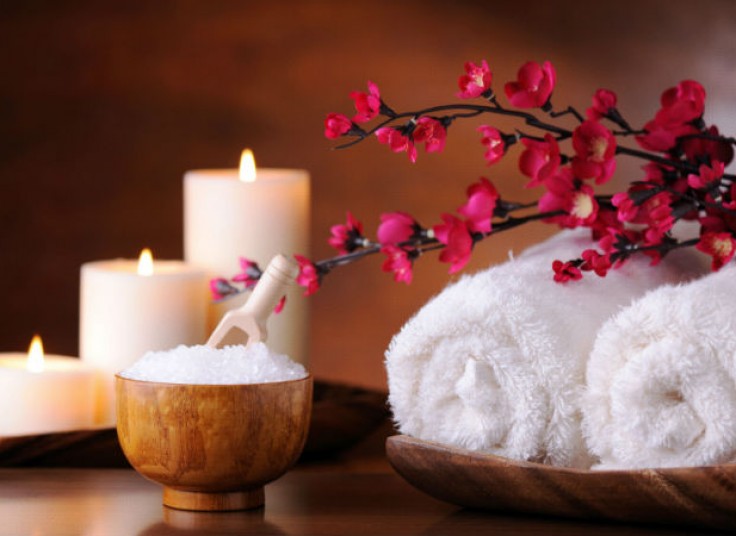 انواع ماساژ مجموعه ورزشی فرهنگیان