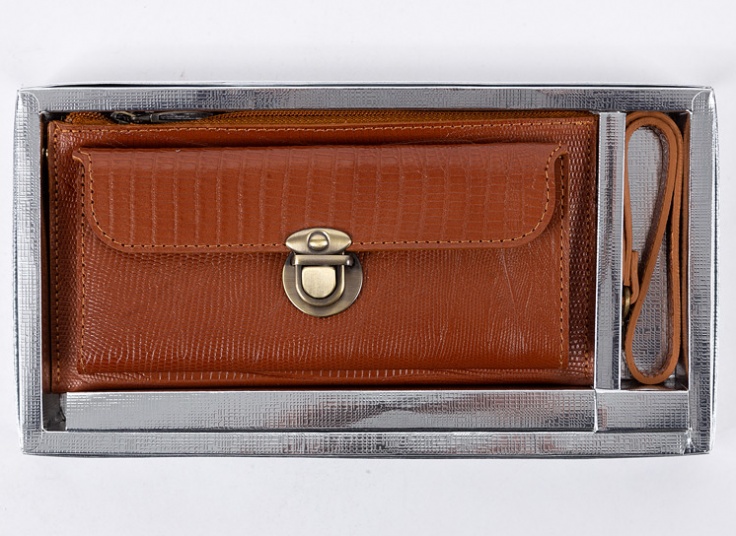 کیف دستی دوشی چرم زنانه طرح لزار