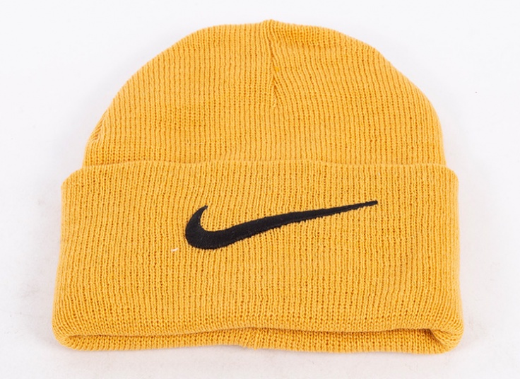 کلاه بافت Nike