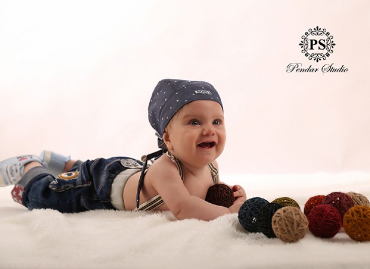 عکاسی و فیلمبرداری تخصصی کودک در آتلیه پندار