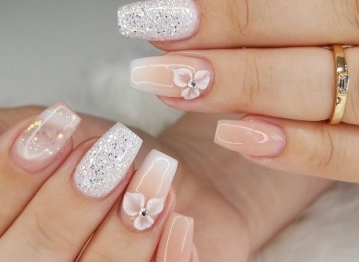 خدمات ناخن ستاره ناهید