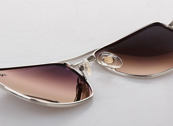 عینک آفتابی پلورایز Lacoste