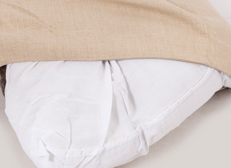 کوسن طرح دار کنفی