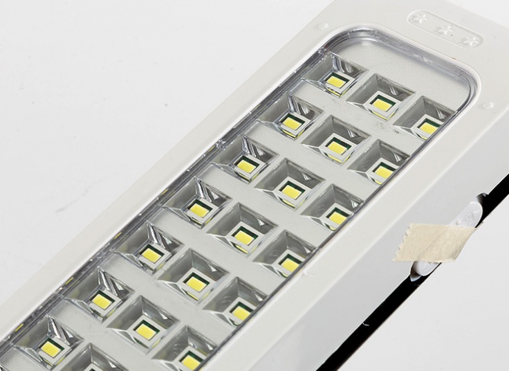 چراغ اضطراری HG DUE