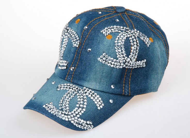 کلاه کپ نگین دار