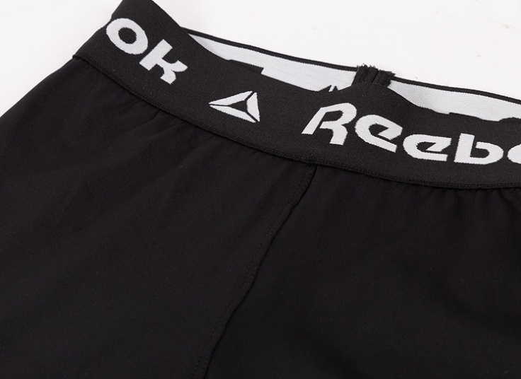 ست نیم تنه و لگ Reebok