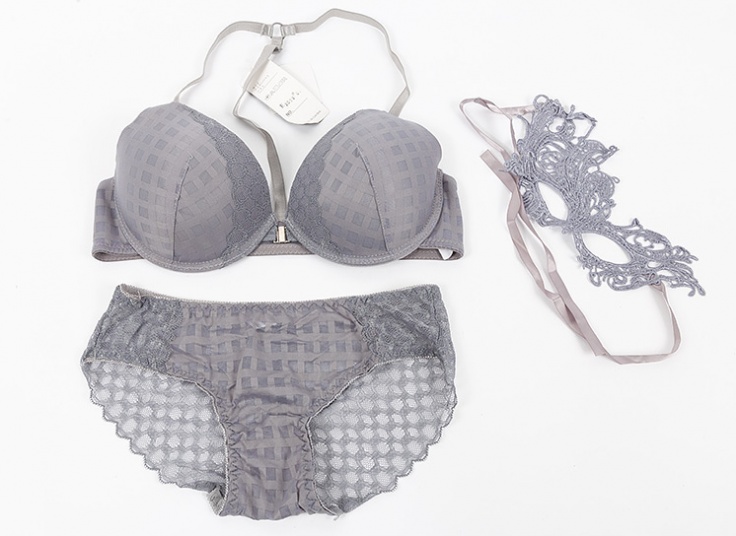 ست لباس زیر زنانه Yienchun