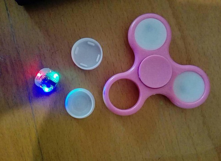 فینگر اسپینر LED