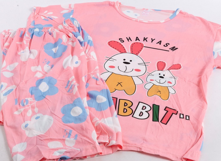 ست تیشرت شلوارک طرحدار