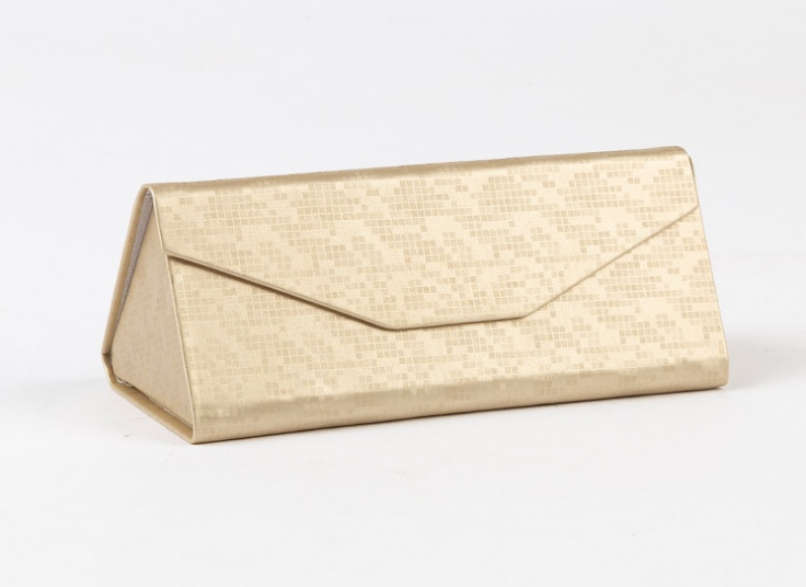 کیف عینک مثلثی مدل تاشو