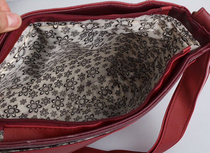 کیف کج چاپ دار