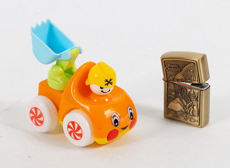 ماشین اسباب بازی نیمه اتومات راشا