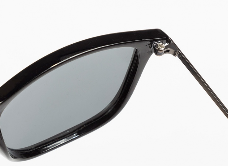 عینک آفتابی پلاریزه