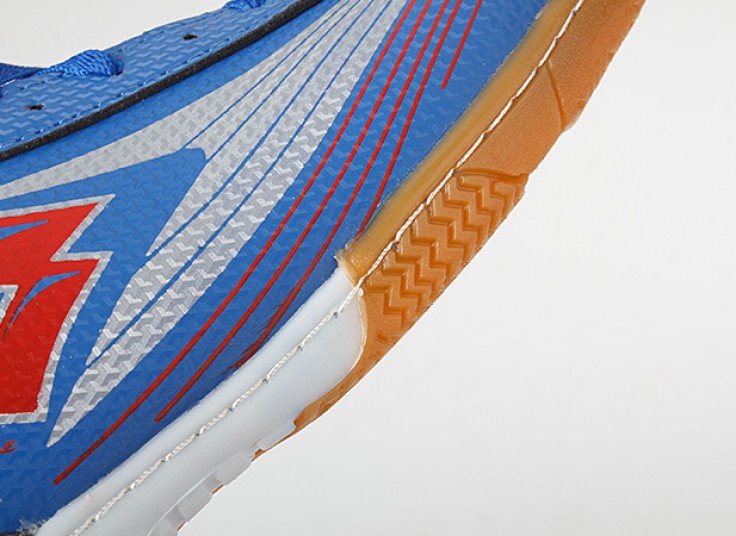 کفش فوتبالی CR7