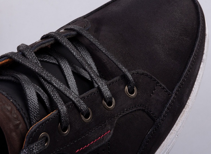 کفش چرم طبیعی مردانه Clarks