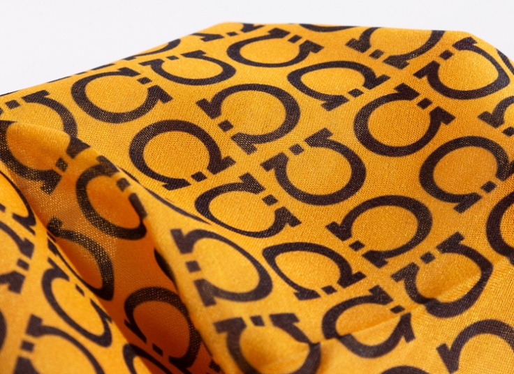 دستمال سر طرحدار