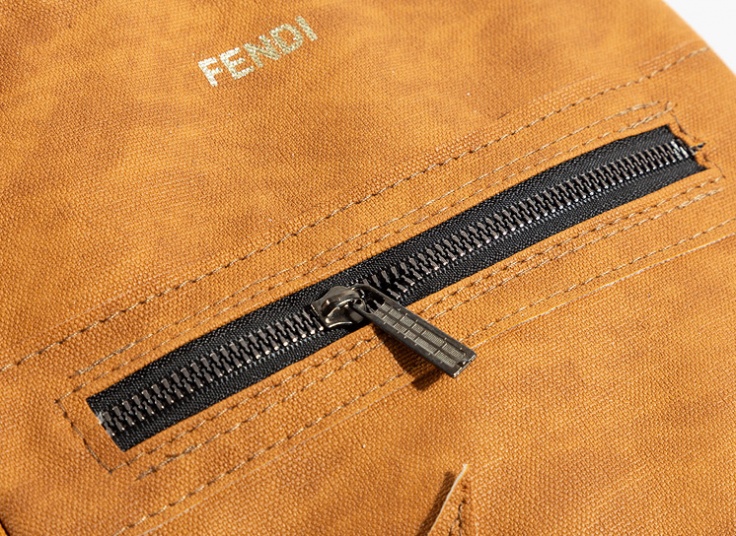 کوله پشتی Fendi