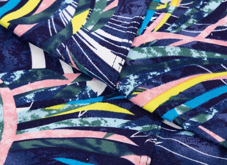 تاپ گیاهی گلدار