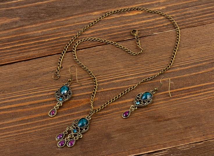 نیم ست زیورآلات طرح اسلیمی