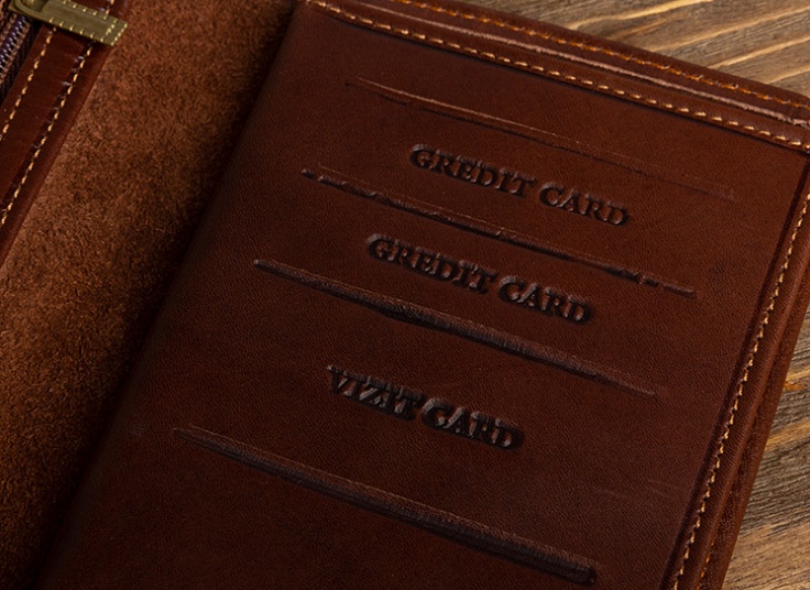 کیف پول چرم طبیعی CLASSIC