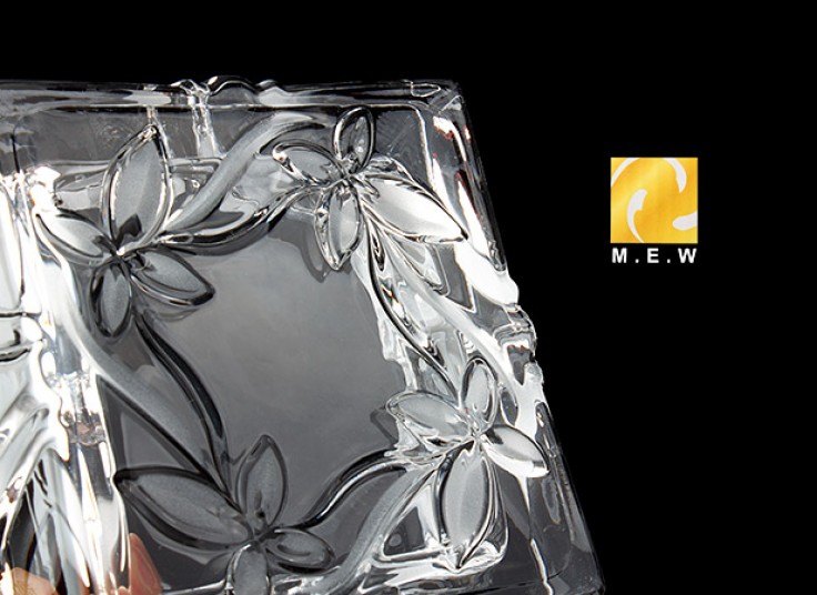 زیر سیگاری بلور تراش دار MEW