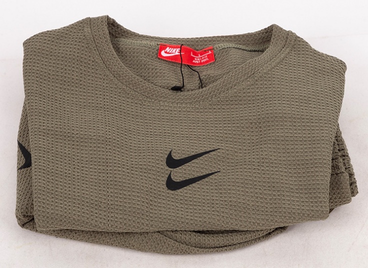 کراپ و شلوارک زنانه Nike