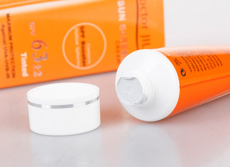 کرم ضد آفتاب دکتر ژیلا