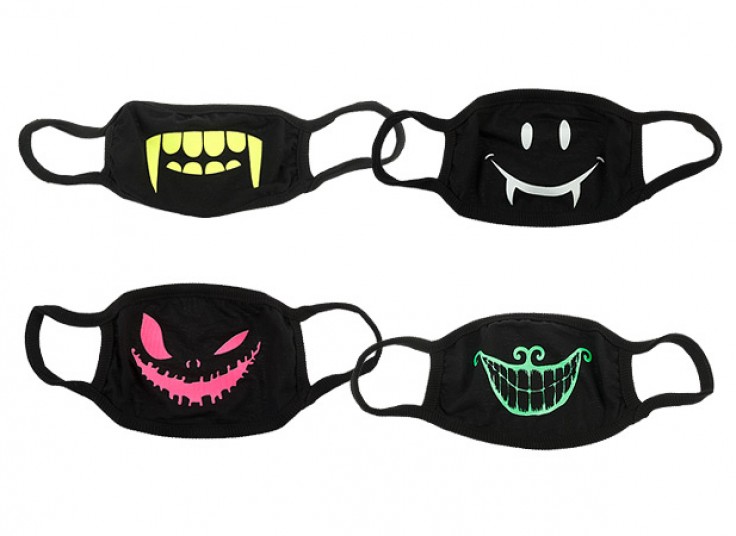 ماسک طرحدار پارچه ای