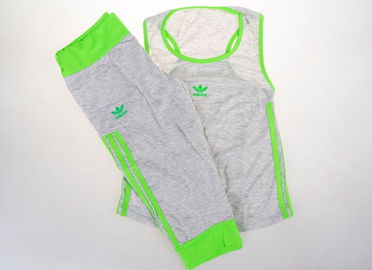 تاپ و برمودا زنانه طرح adidas