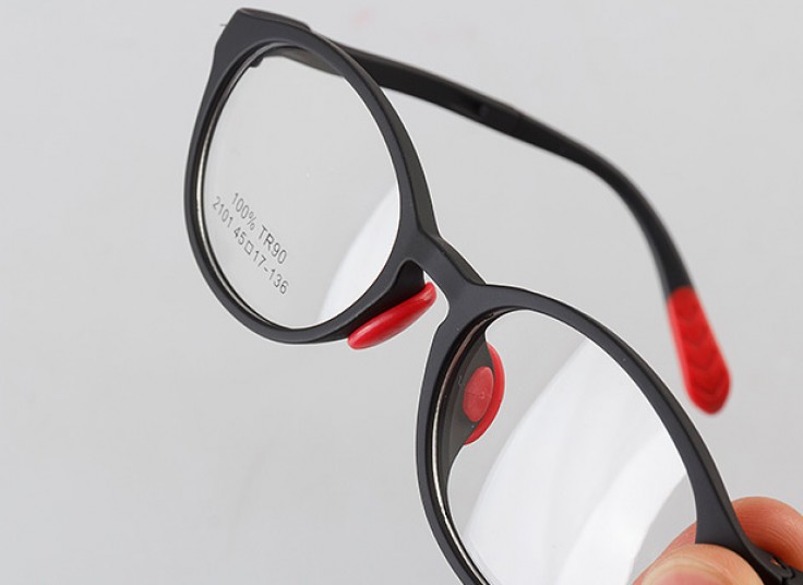 عینک طبی نشکن بچگانه