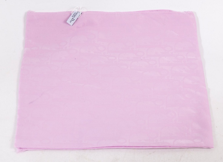 شال زنانه طرح Dior