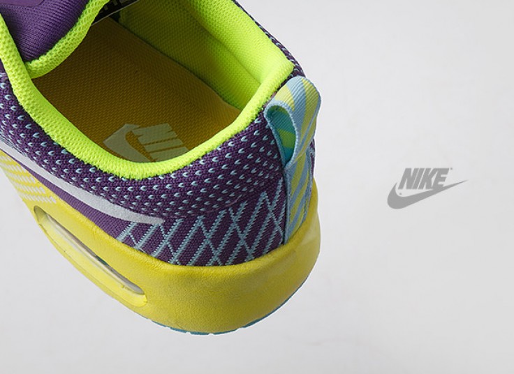 کفش ورزشی NIKE