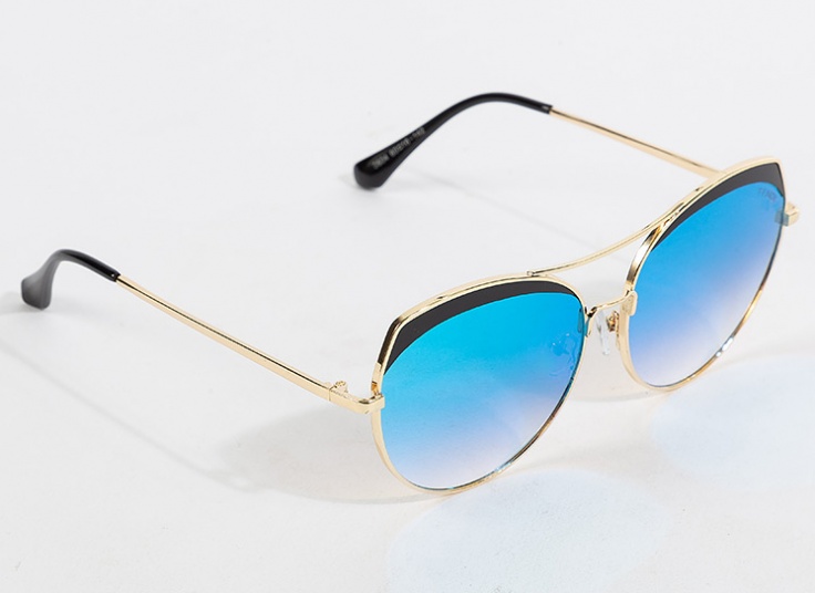 عینک زنانه طرح Fendi