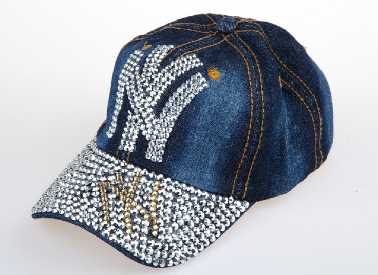 کلاه کپ نگین دار