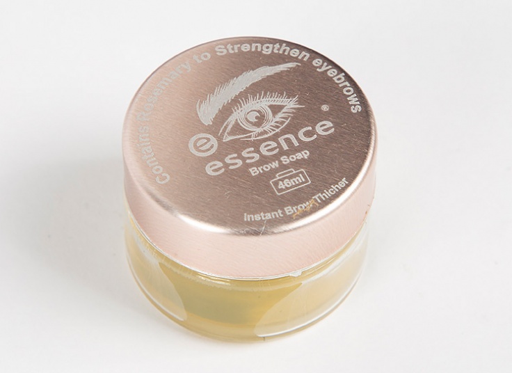 صابون ابرو essence
