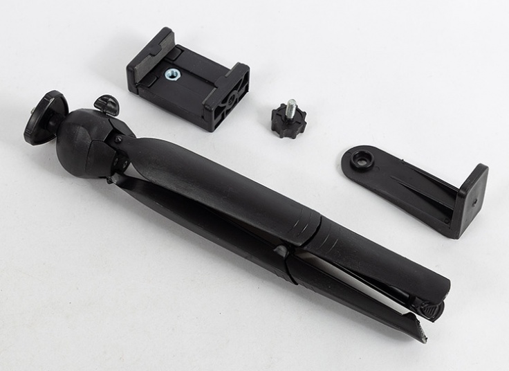 سه پایه نگهدارنده میکرون مدل D-909