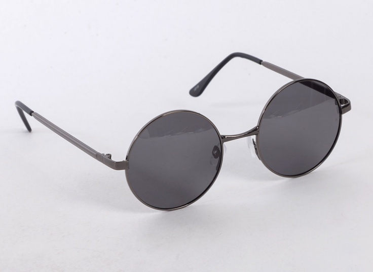 عینک گرد آفتابی پلاریزه