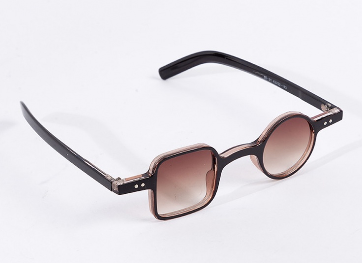 عینک آفتابی فانتزی مدل 50-91