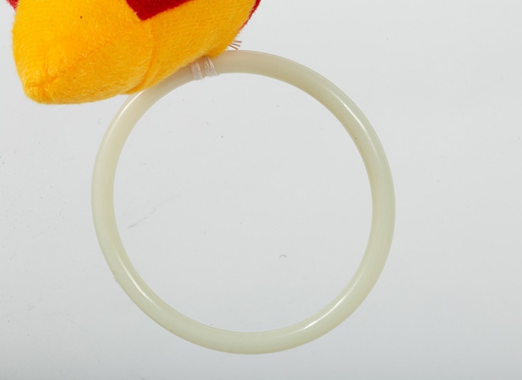 حوله عروسکی آویز دار