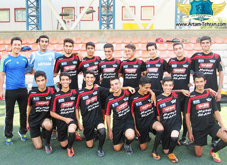 آموزش تخصصی فوتبال