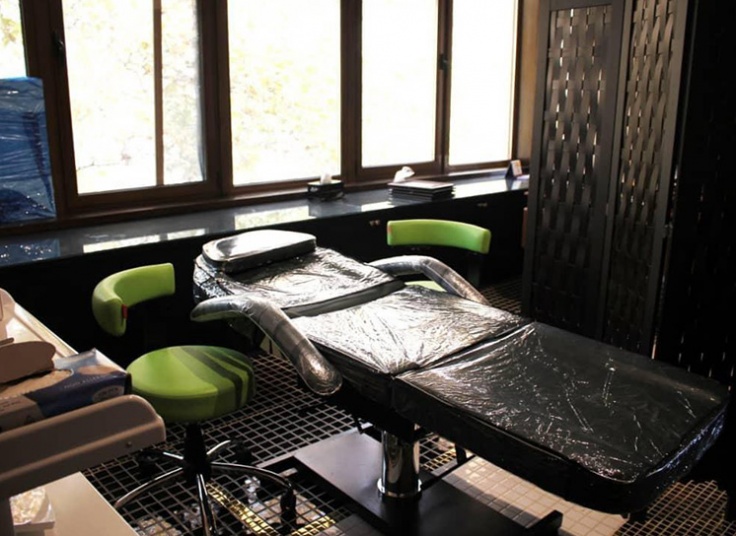 لاغری با کویتیشن RF و وکیوم در کلینیک رونیکا