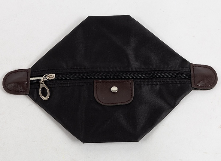 کیف لوازم آرایش برزنتی