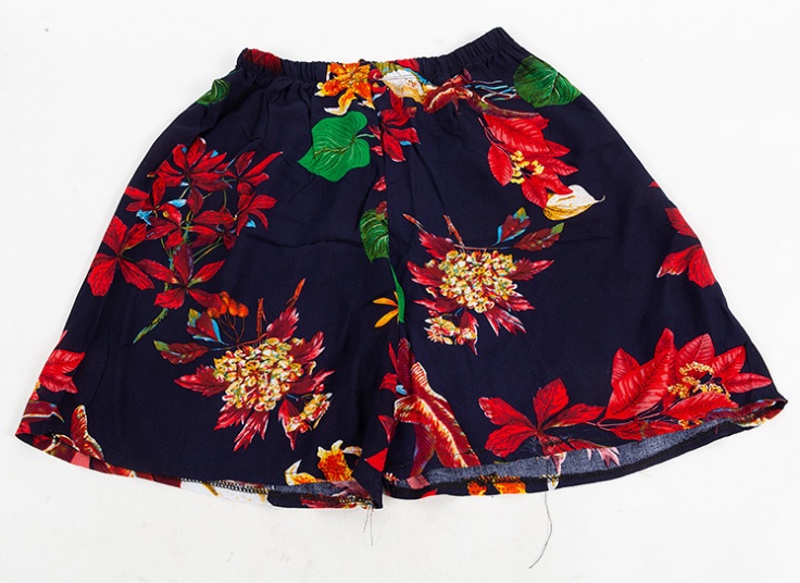 شورتک طرحدار زنانه